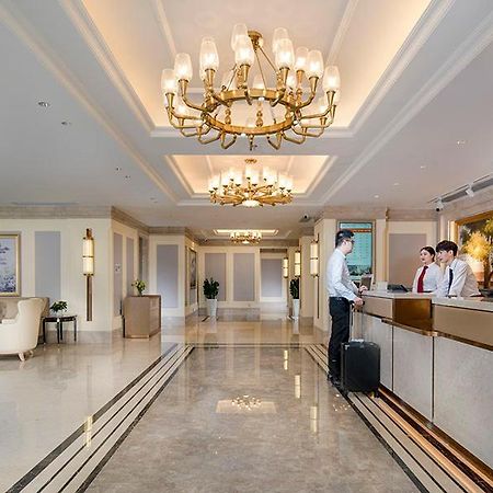 Vienna 3 Best Hotel Shenzhen Airong Road ภายนอก รูปภาพ
